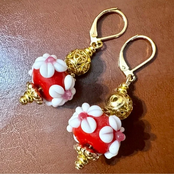 New Hand Crafted Red and Gold Tone Lampwork Glass Earrings - Picture 3 of 3